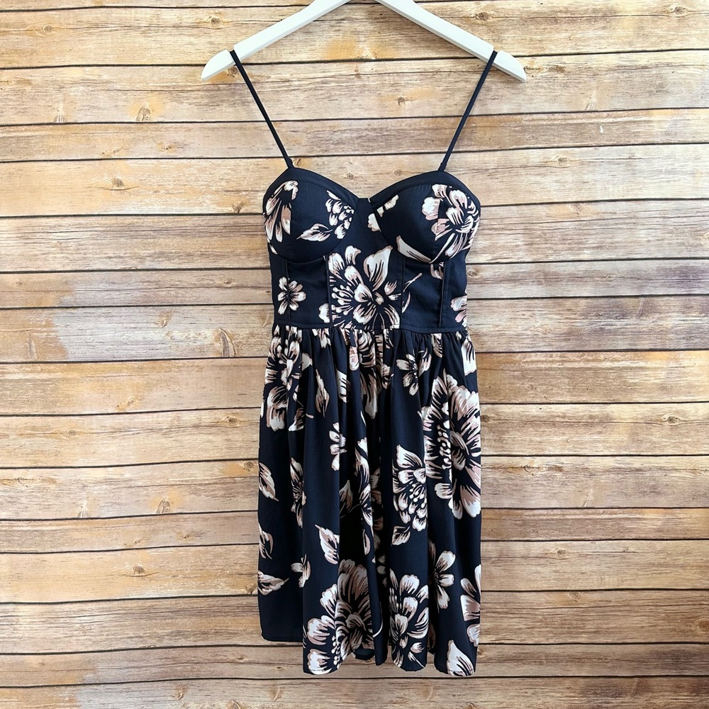 Band Of Gypsies Moissanite Blue Floral Mini Dress Size XS NWT